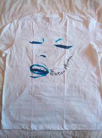 T-shirt con immagine Madonna Erotica 