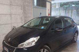 Peugeot 208 diesel hdi in  buone condizioni