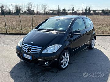 Mercedes-benz A 160 Coupé Special Edition NEOPATEN