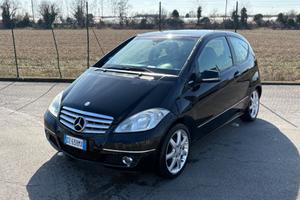 Mercedes-benz A 160 Coupé Special Edition NEOPATEN