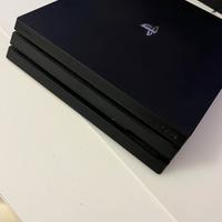 PlayStation 4 Pro - 1 TB (con giochi)