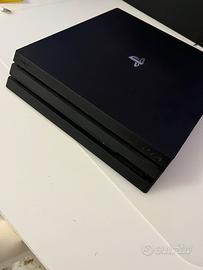 PlayStation 4 Pro - 1 TB (con giochi)