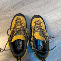 Scarpe la sportiva modello Boulder X