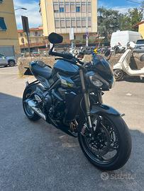 Triumph Street triple Rs 2025