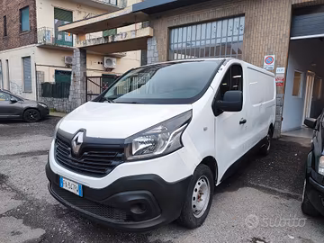 Renault Traffic passo lungo