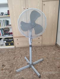 Ventilatore a Piantana Bianco