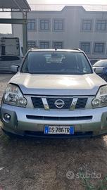 Auto X trail  2 serie T31