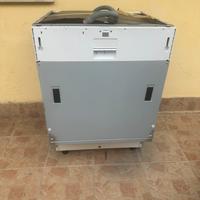 Lavastoviglie Indesit A+ 11L 13 coperti