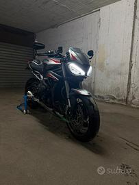 Triumph street triple 765 rs