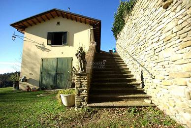 Villa di 400 m² con 5 locali a San Giustino