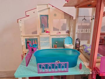 Casa della Barbie con extra