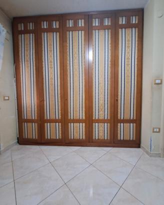 armadio legno massello