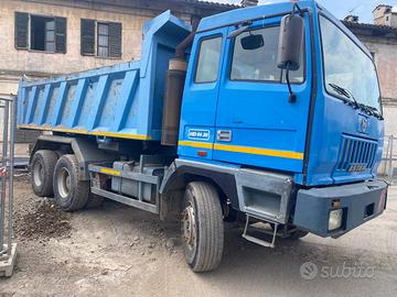 macchina operatrice semovente Astra