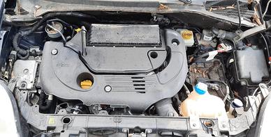 FIAT GRANDE PUNTO - MOTORE