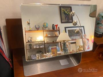 Specchio con particolari in acciaio, anni ‘70