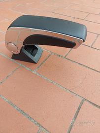 Bracciolo universale auto similpelle nero e lucido