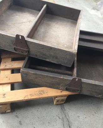 Antichi cassettoni in legno