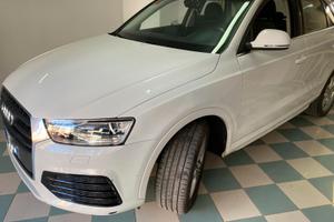 Audi Q3 Business 2000 tdi 150 cv