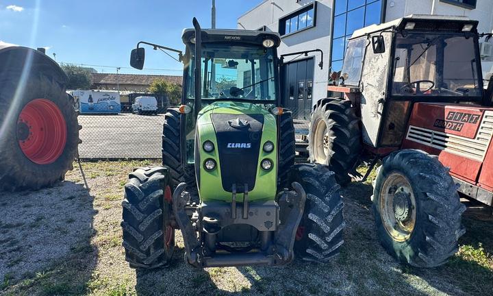 Trattore CLAAS NEXOS