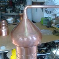 Alambicco distillatore da 75 lt. con colonna.