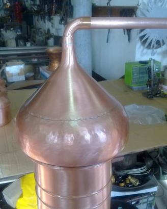 Alambicco distillatore da 75 lt. con colonna.