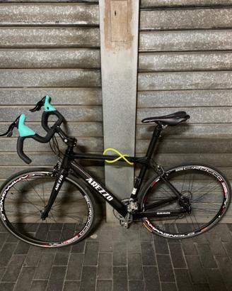 Bicicletta telaio carbonio
