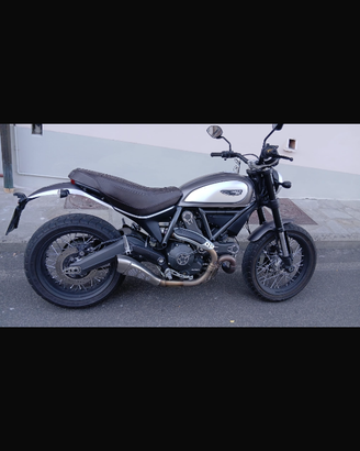 Moto Ducati Scrambler 800