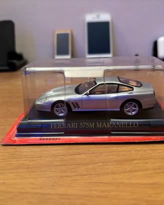 Modellino Ferrari 575M Maranello (anno 2002)