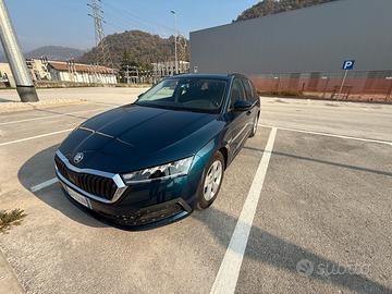 Skoda Oktavia Wagon 1.5 G-Tec Ambition 130 cv