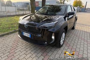 TOYOTA Yaris Cross 1.5 Hybrid 5p. E-CVT -i Busin