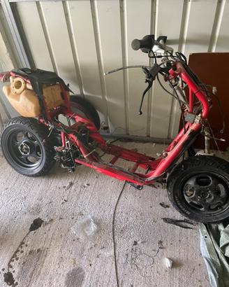Pezzi ricambio scooter
