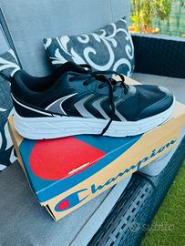 Scarpe di ginnastica