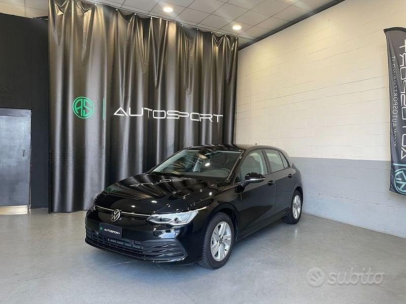 Volkswagen Golf 8 2024 photo 3