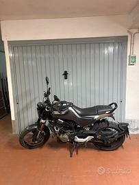 Husqvarna svartpilen 125