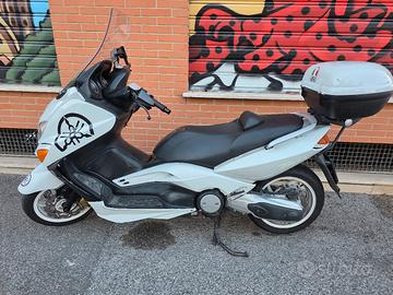 tmax 500  anno 2005 iniezione