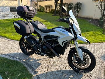 Ducati HyperStrada - Motard 831 35kw (A2)