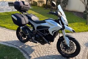 Ducati HyperStrada - Motard 831 35kw (A2)
