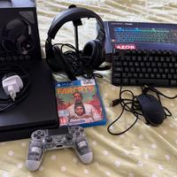 Ps4slim1tb+console+cuffie+mousetastiera+farcry5