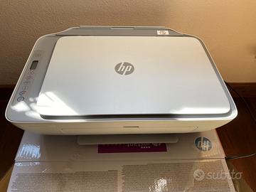 Stampante HP Deskjet 2720e