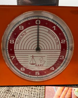 Bilancia anni 60 vintage LADI arancione