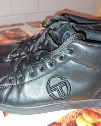 Scarpe Sergio Tacchini originali.