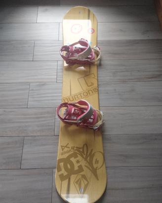 korua snowboard 155 tavola +attacchi Salomon 