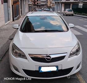 Opel Astra 1.7 CDTI 125CV Sports Tourer Cosmo