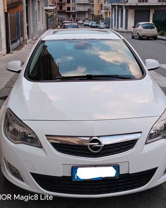 Opel Astra 1.7 CDTI 125CV Sports Tourer Cosmo