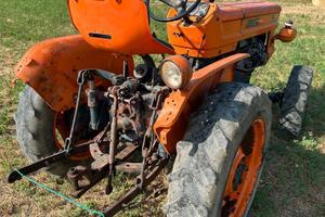 TRATTORE FIAT 300 DT 