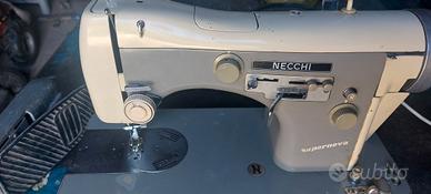 macchina da cucire Necchi