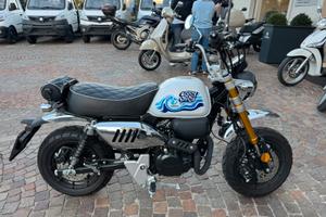 TNT Good Vibes 125 (la Honda Monkey per 2 persone)