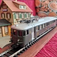 Treno elettrico - Locomotore più vagone