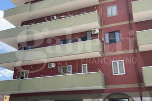 Taranto-via orsini ampio 3 vani