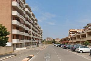 Pomezia luminoso monolocale arredato